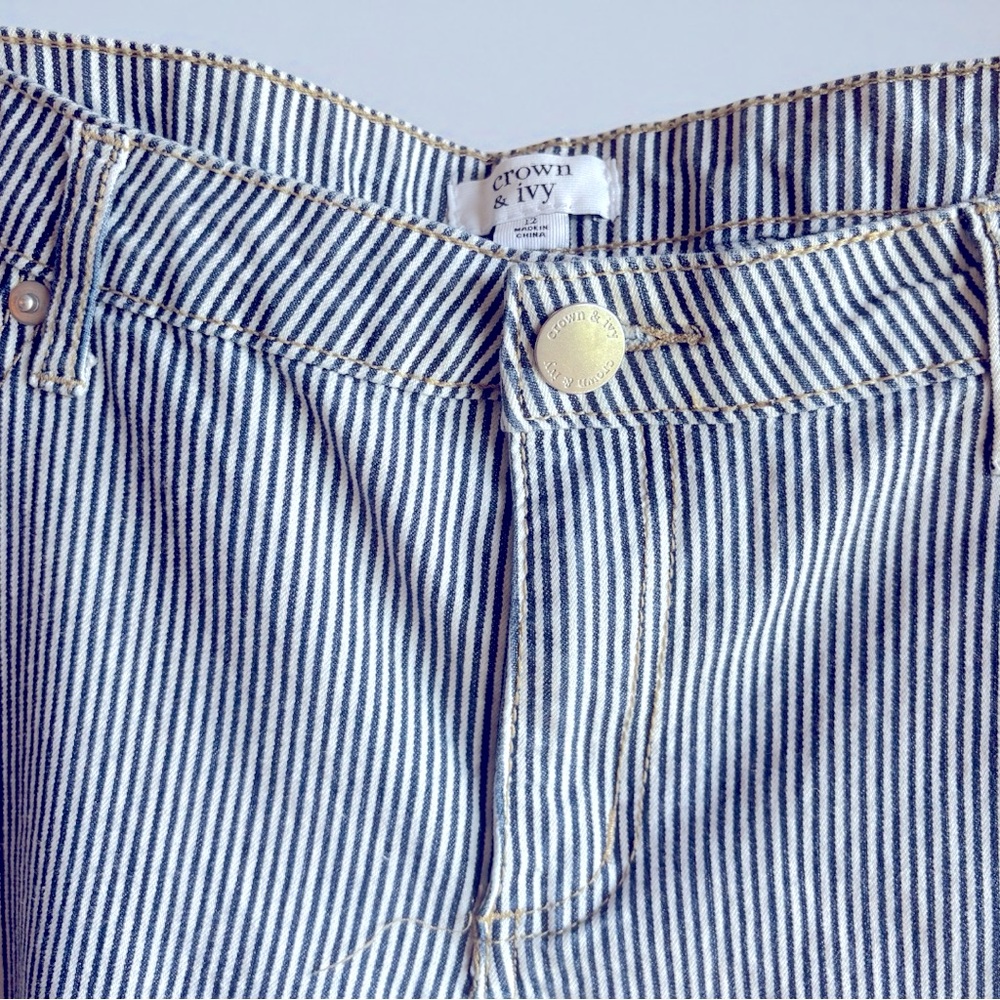 Crown & Ivy Blue and White Striped Cropped Pants Size 12 - Picture 2 of 4